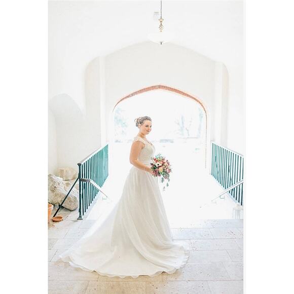 JAEDEN Dresses & Skirts - Women's Wedding Dress- Size 26